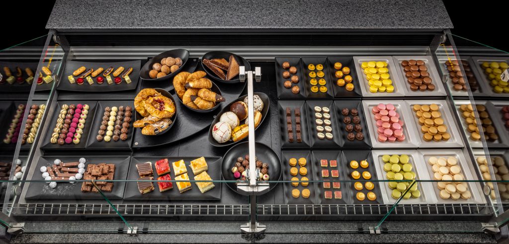 Farben und Oberflächen für Thekenausstattung