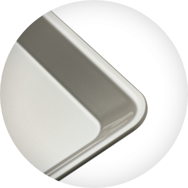 Glänzende Farben für Thekenausstattung 