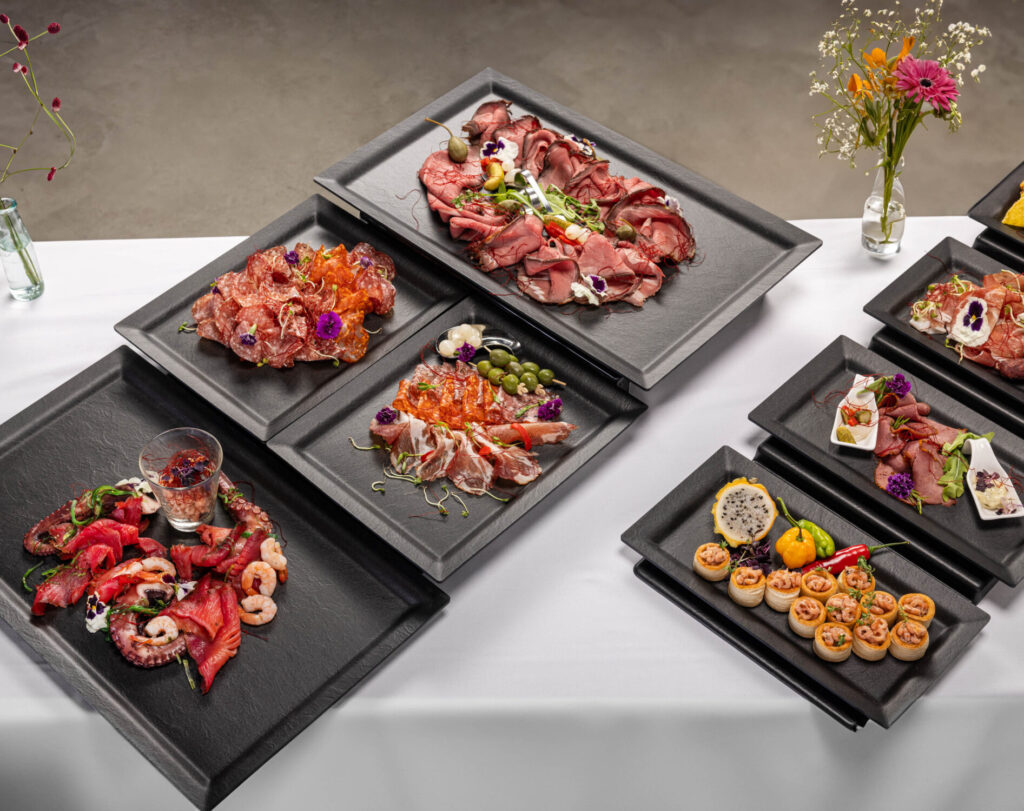 Catering: CATE in schwarz