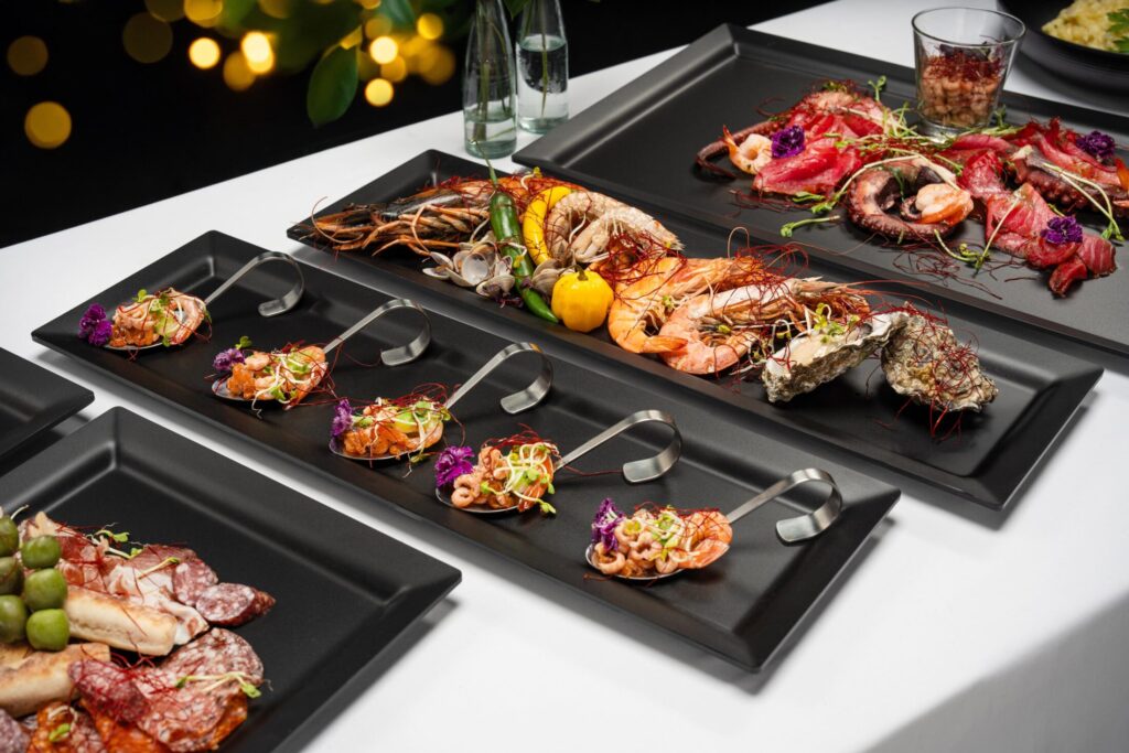 Catering: CATE in schwarz