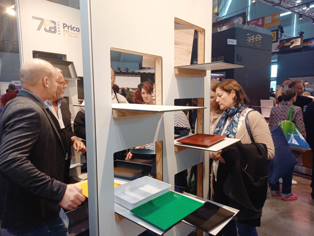 SÜFFA 2024: Serie GRACE in unterschiedlichen Farben